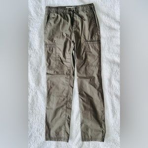Boys Olive Green L (10/12) Old Navy Slim Taper Pants - Like New!!